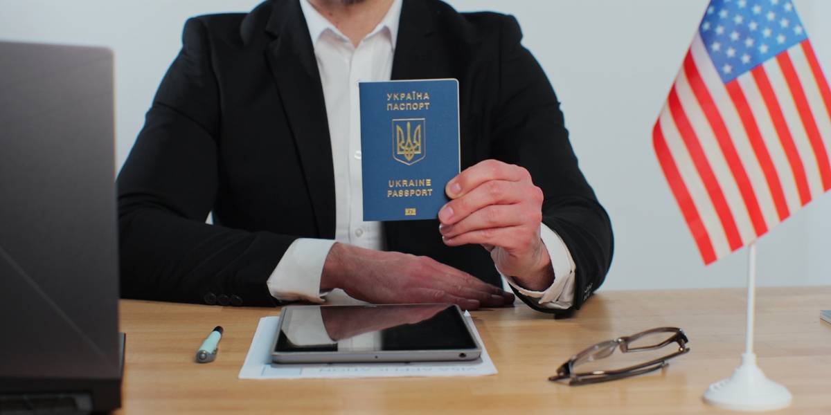 Post Study Work Permits for Law Graduates US Work Permit Visa